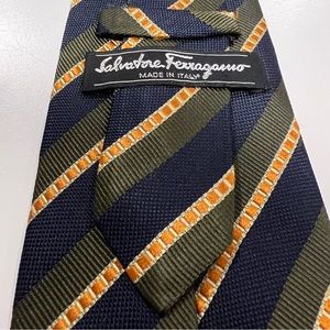 ✅ SALVATORE FERRAGAMO Mens Blue Yellow Green Stripe Silk Tie 100% Genuine Auth.